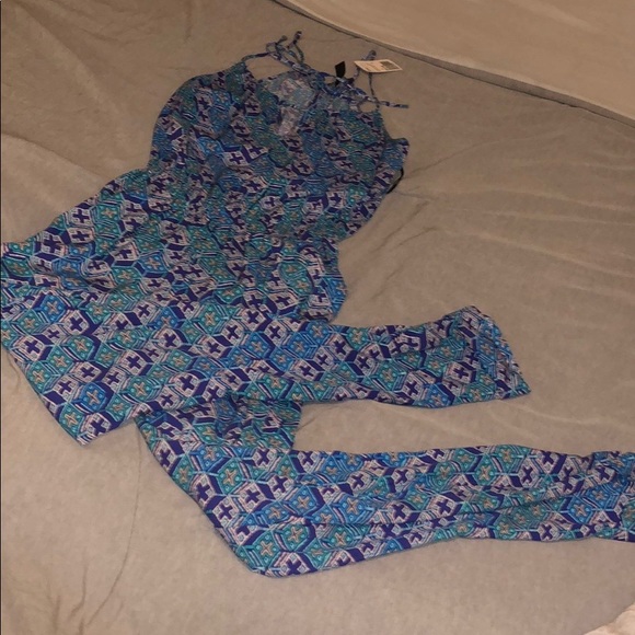 Hues of blue jumper! - Picture 1 of 2